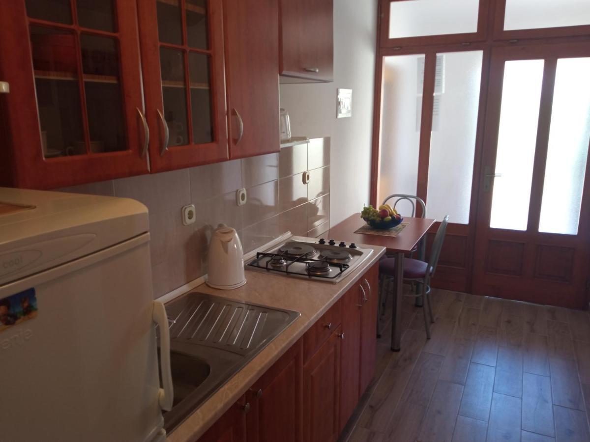 פאקוסטאן Nives Apartmani מראה חיצוני תמונה