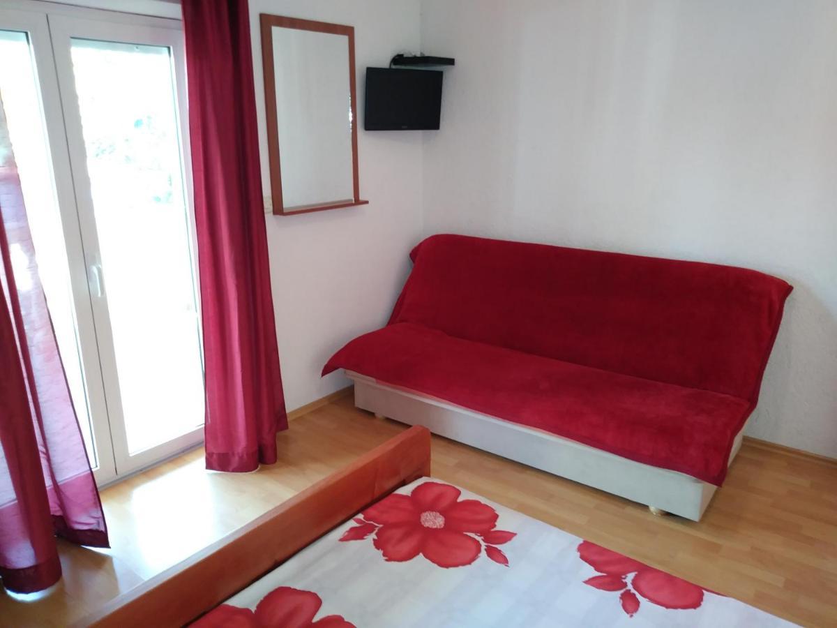 פאקוסטאן Nives Apartmani מראה חיצוני תמונה