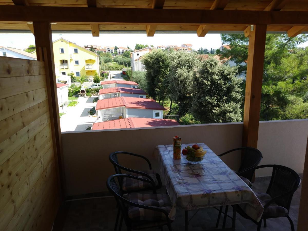 פאקוסטאן Nives Apartmani מראה חיצוני תמונה