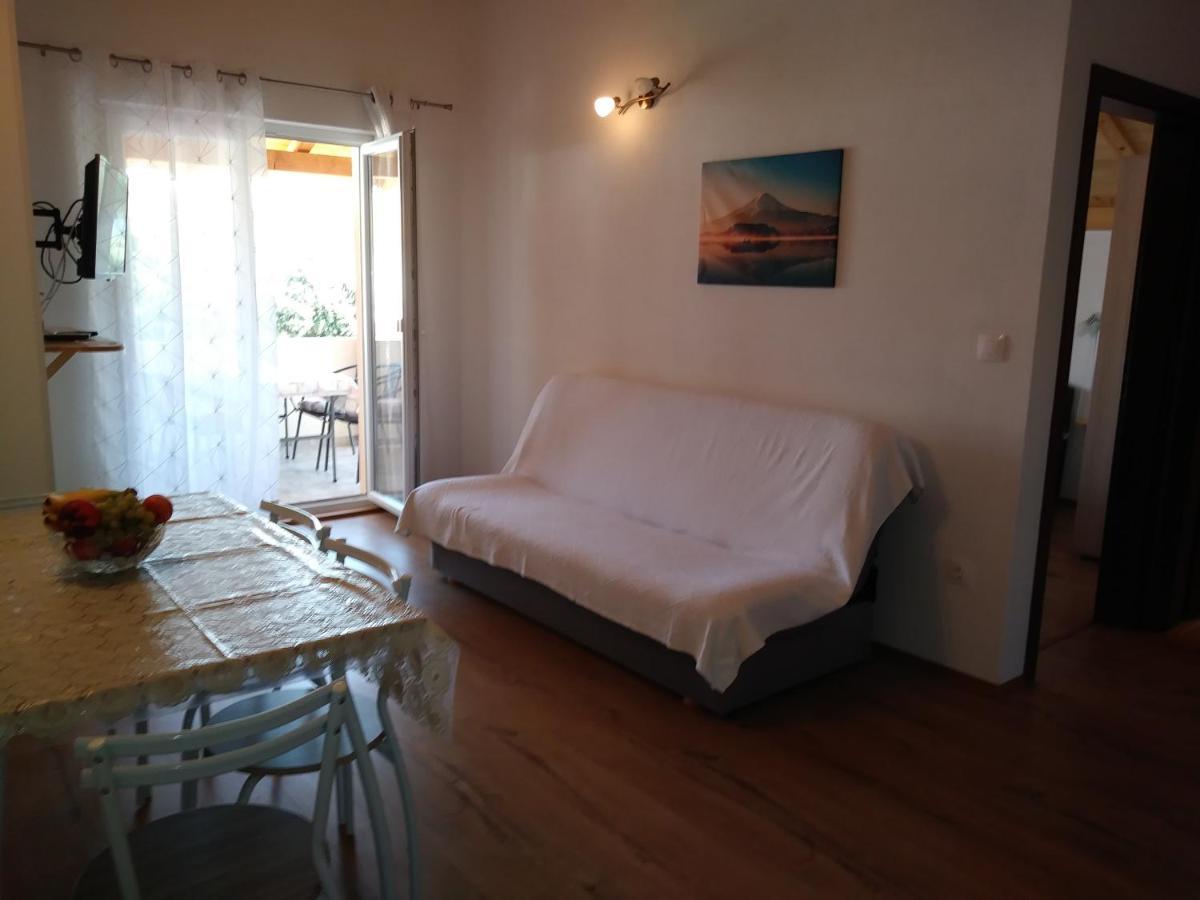 פאקוסטאן Nives Apartmani מראה חיצוני תמונה