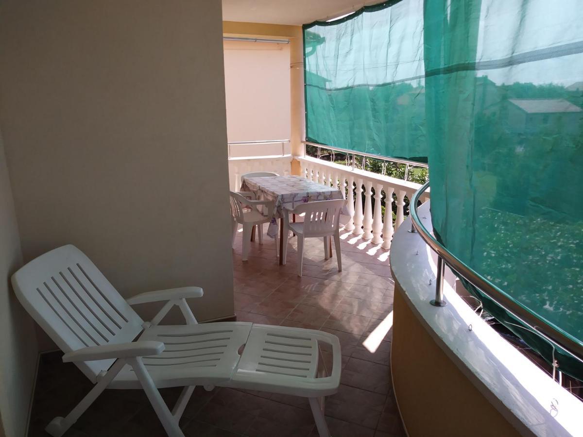פאקוסטאן Nives Apartmani מראה חיצוני תמונה