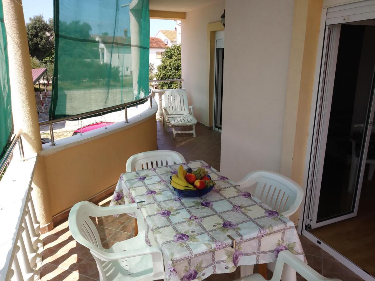 פאקוסטאן Nives Apartmani מראה חיצוני תמונה