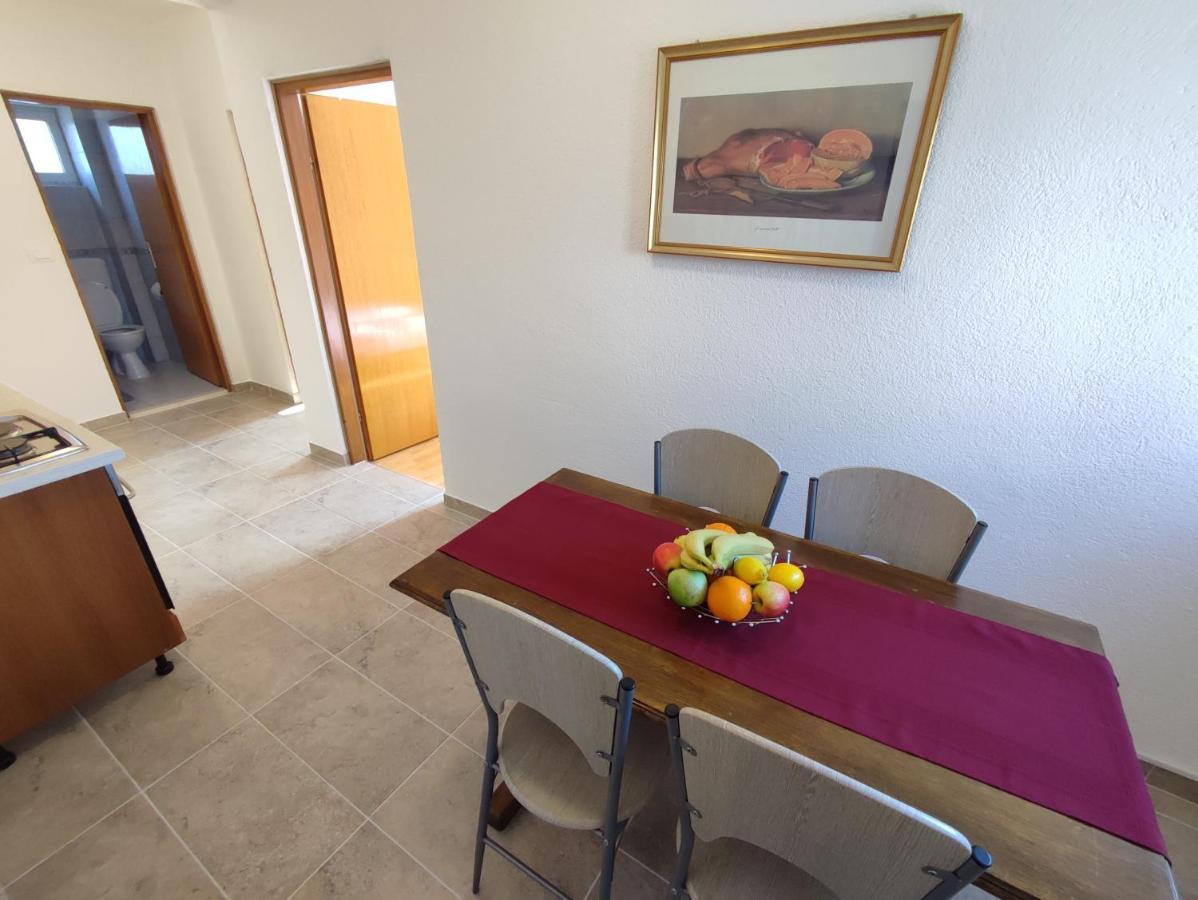 פאקוסטאן Nives Apartmani מראה חיצוני תמונה